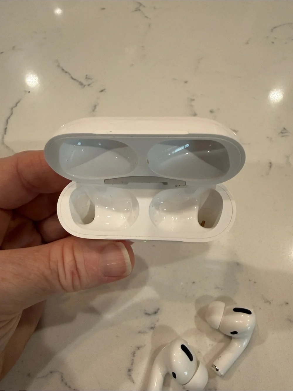 Apple AirPods Pro with MagSafe Charging Case + Kate Spade Black Silicone Case